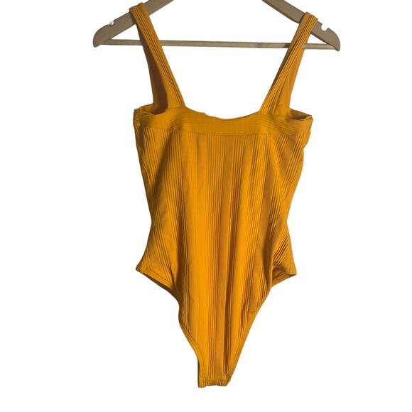 L*Space Pointelle Rib Cha Cha One Piece Orange Swimsuit Size 8 - Picture 6 of 8
